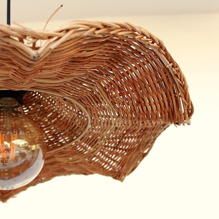 Rattan hanging lamp