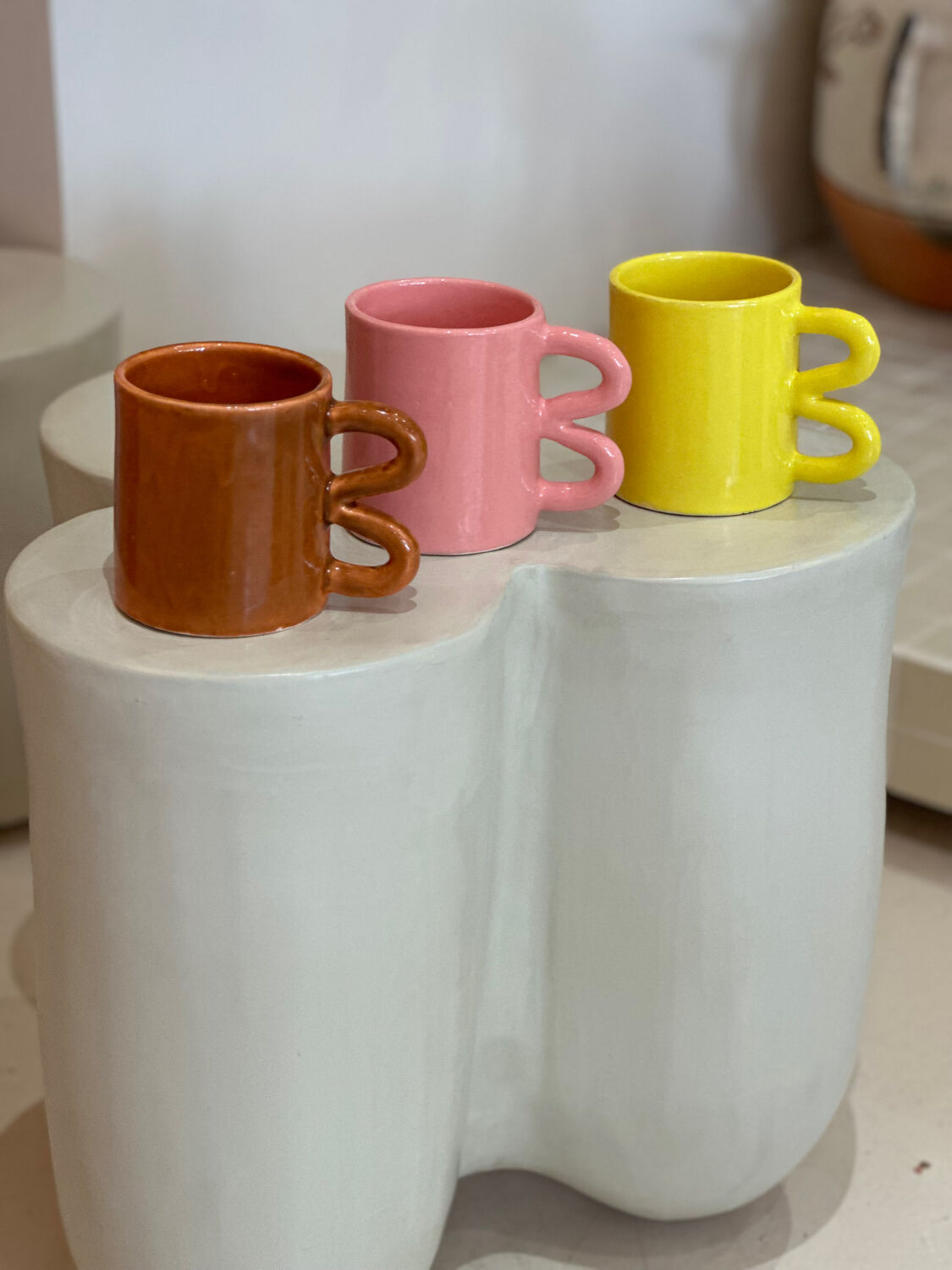 Mug cup ceramic handle graphic wave design colorful lemon yellow