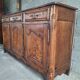 Grand buffet bas Louis XV chêne massif & loupe, quincaillerie fer forgé XVI