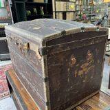 Wooden trunk "Au bon Marché Paris"