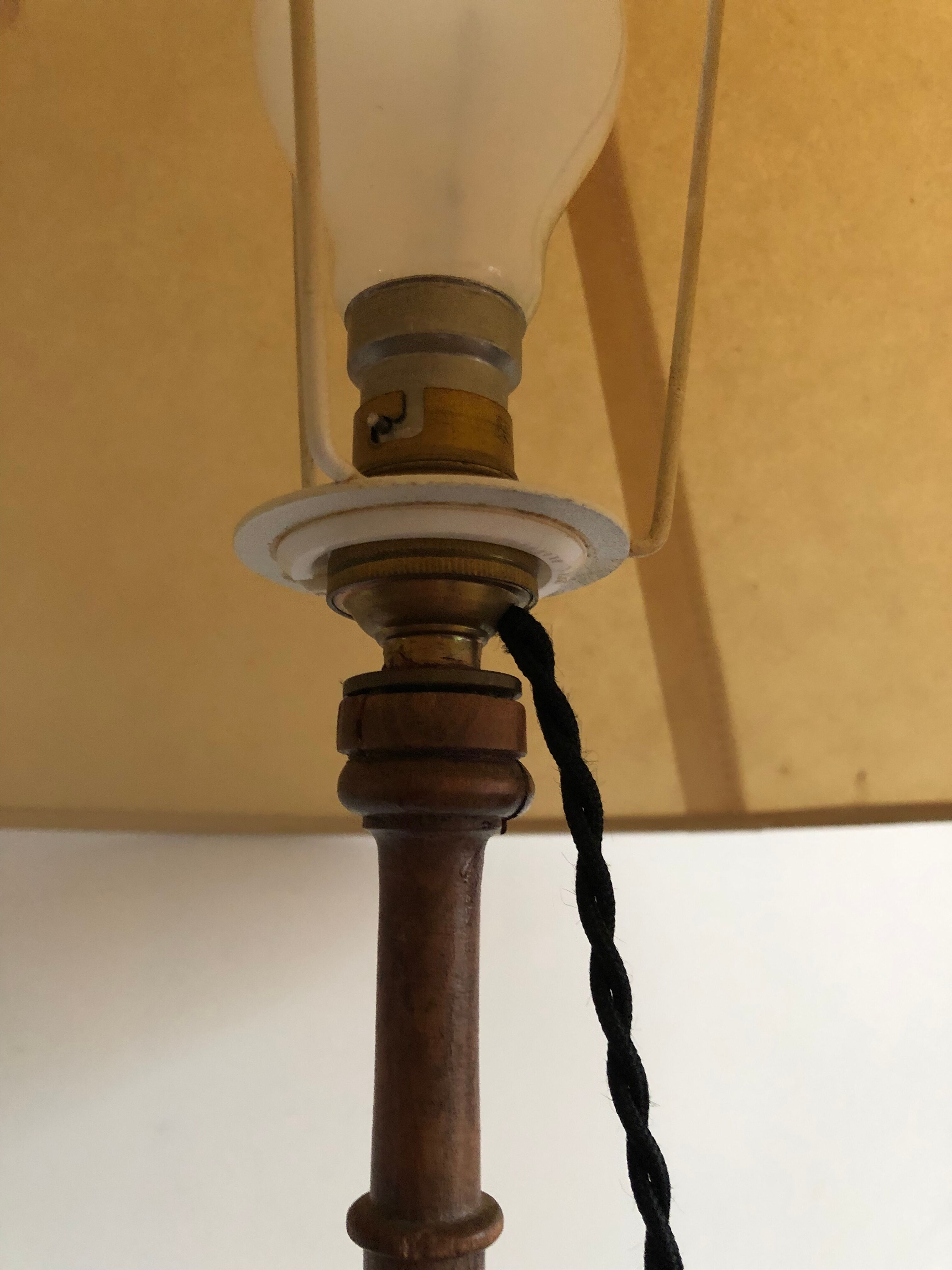 Vintage wooden lamp legs