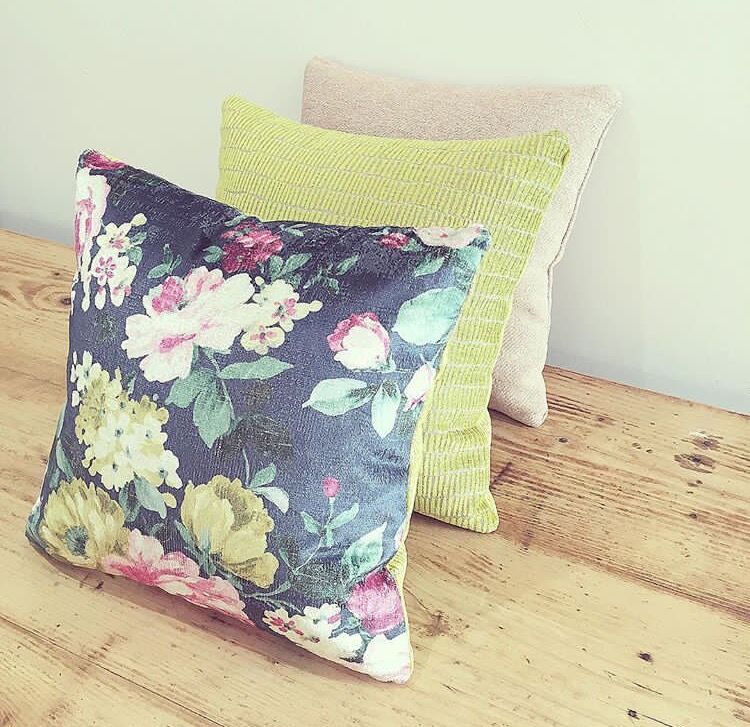 Blue Velvet Chair wooden flowers vintage effects!