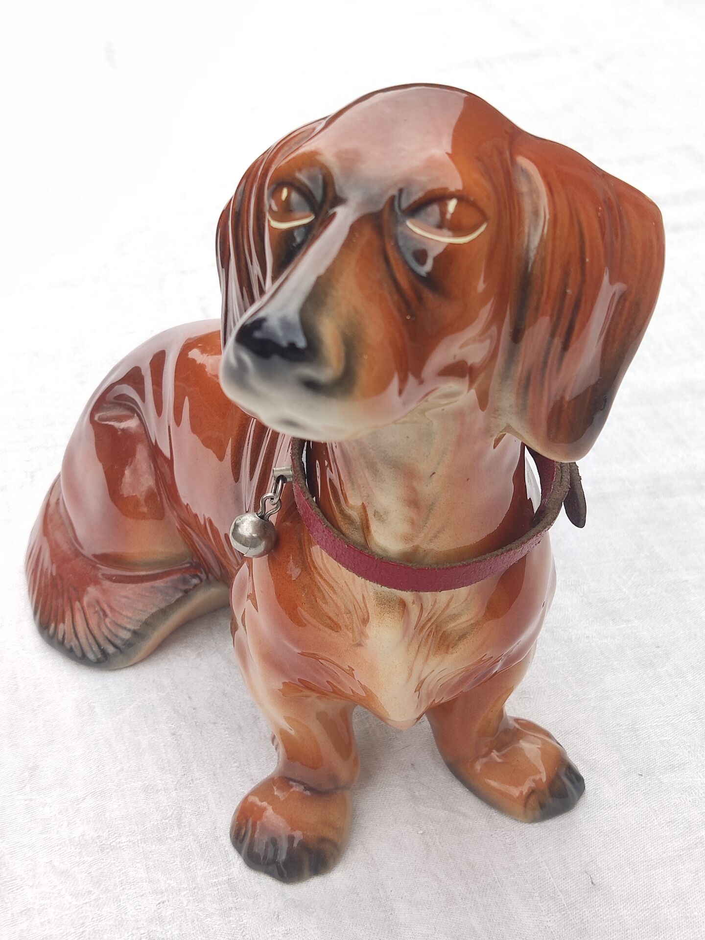 Large dachshund in German porcelain Cortendorf