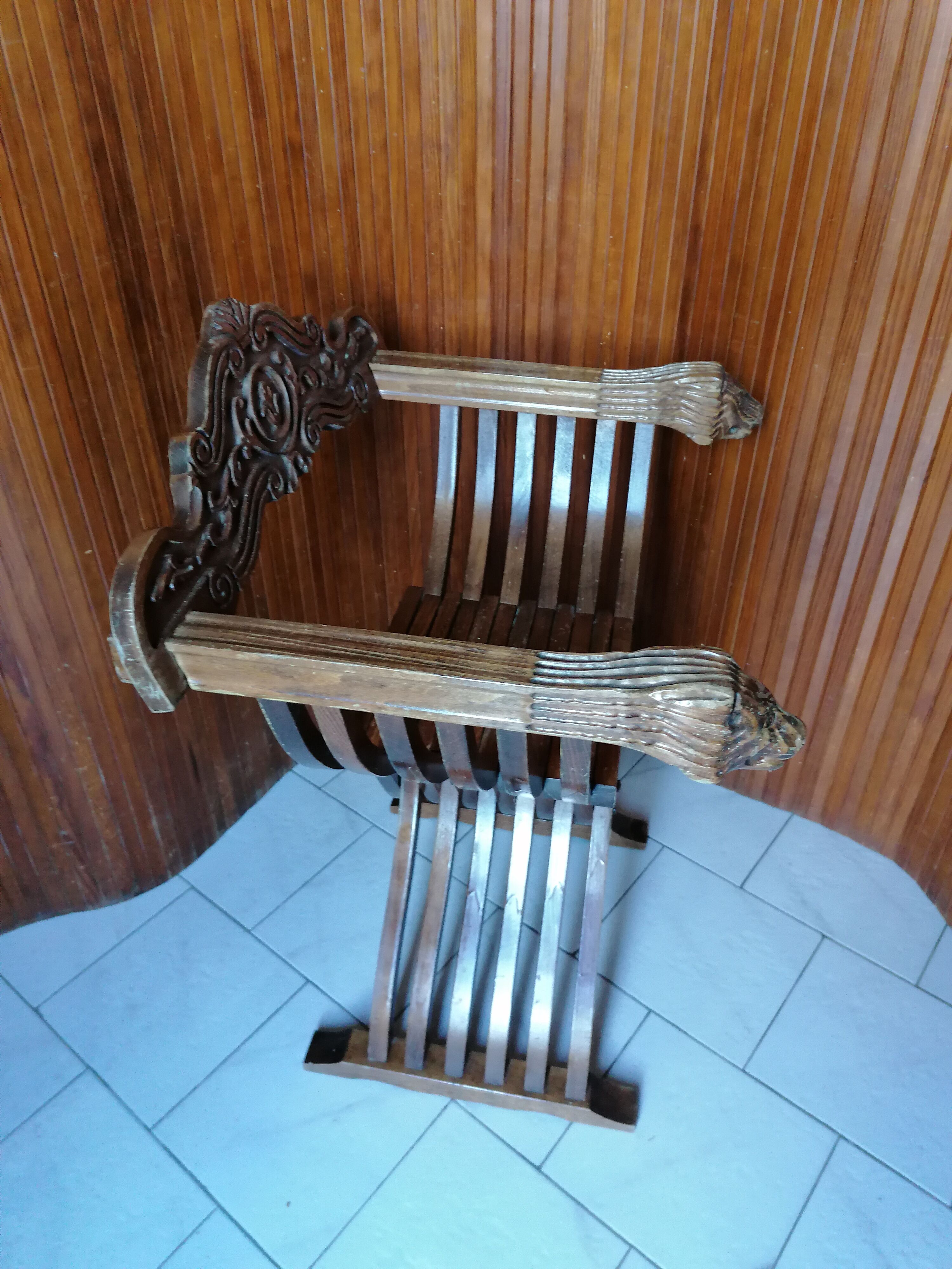 Curule or dagobert chair