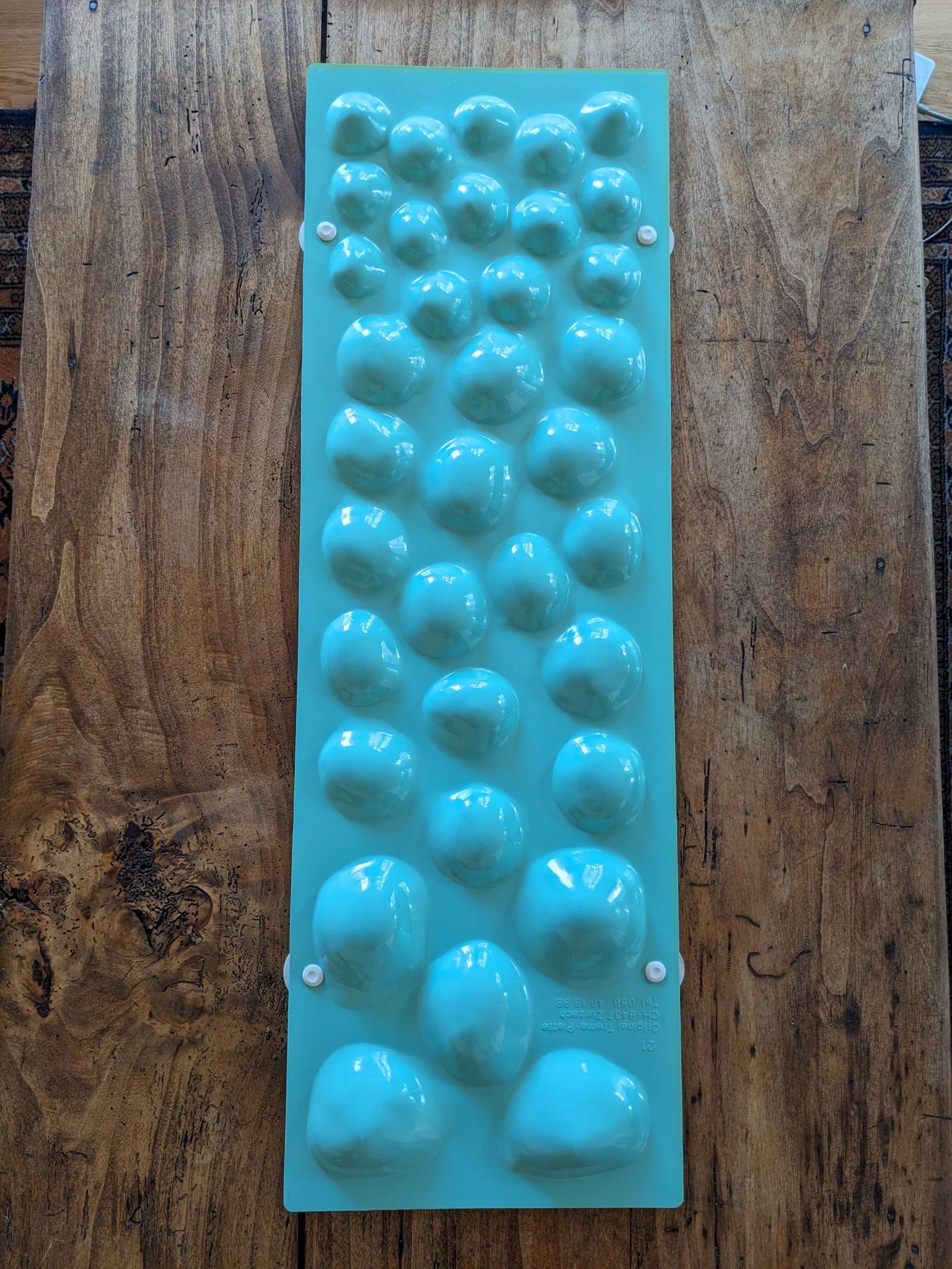 Decorative vintage plastic bubble plate - design Trema-Platte optical art