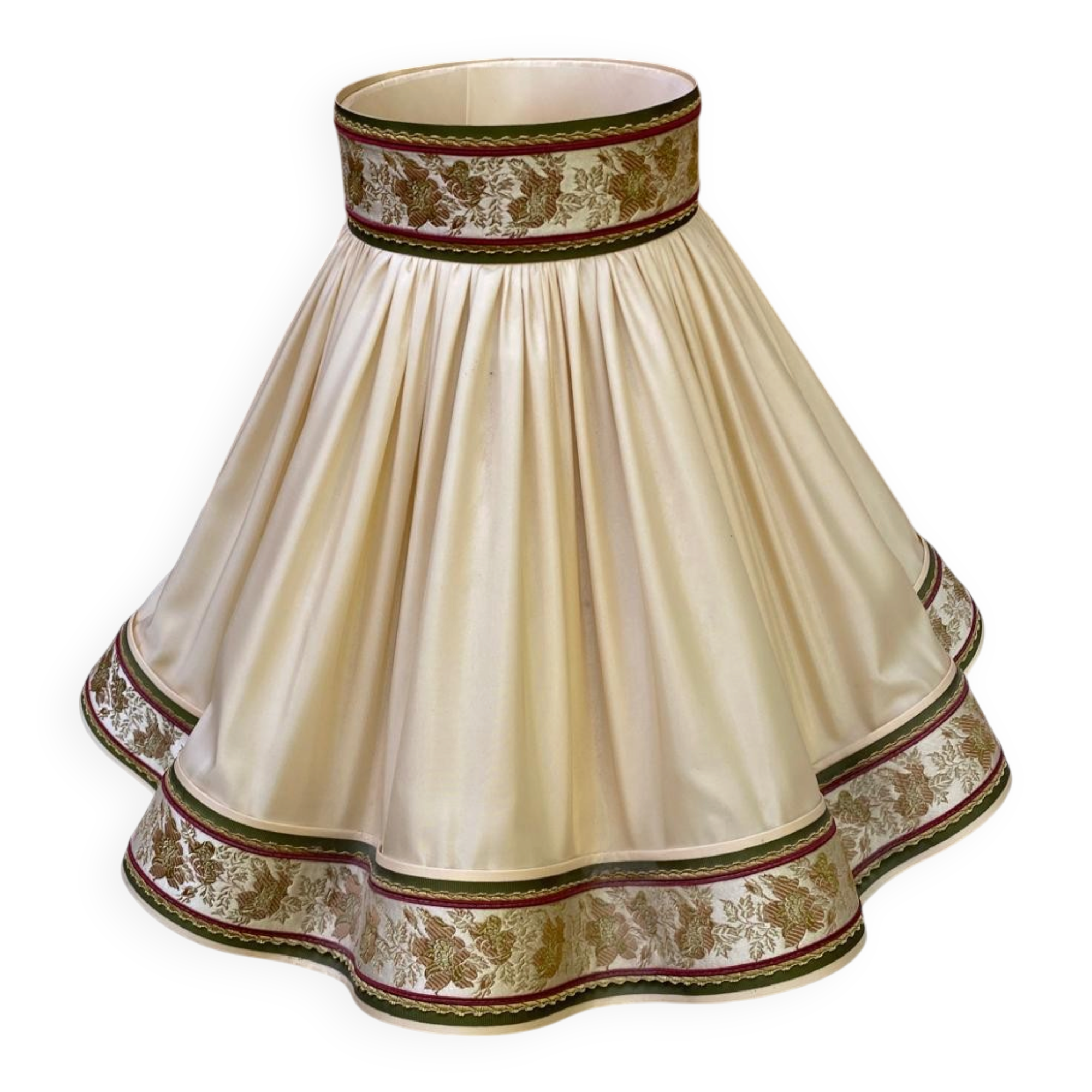 Large vintage scalloped lampshade