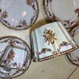 Service à dessert signé William Alsager Adderley, 25 pièces