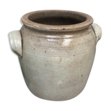 Sandstone ear pot