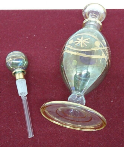 Vial / perfume bottle in tinted and cut glass golden border