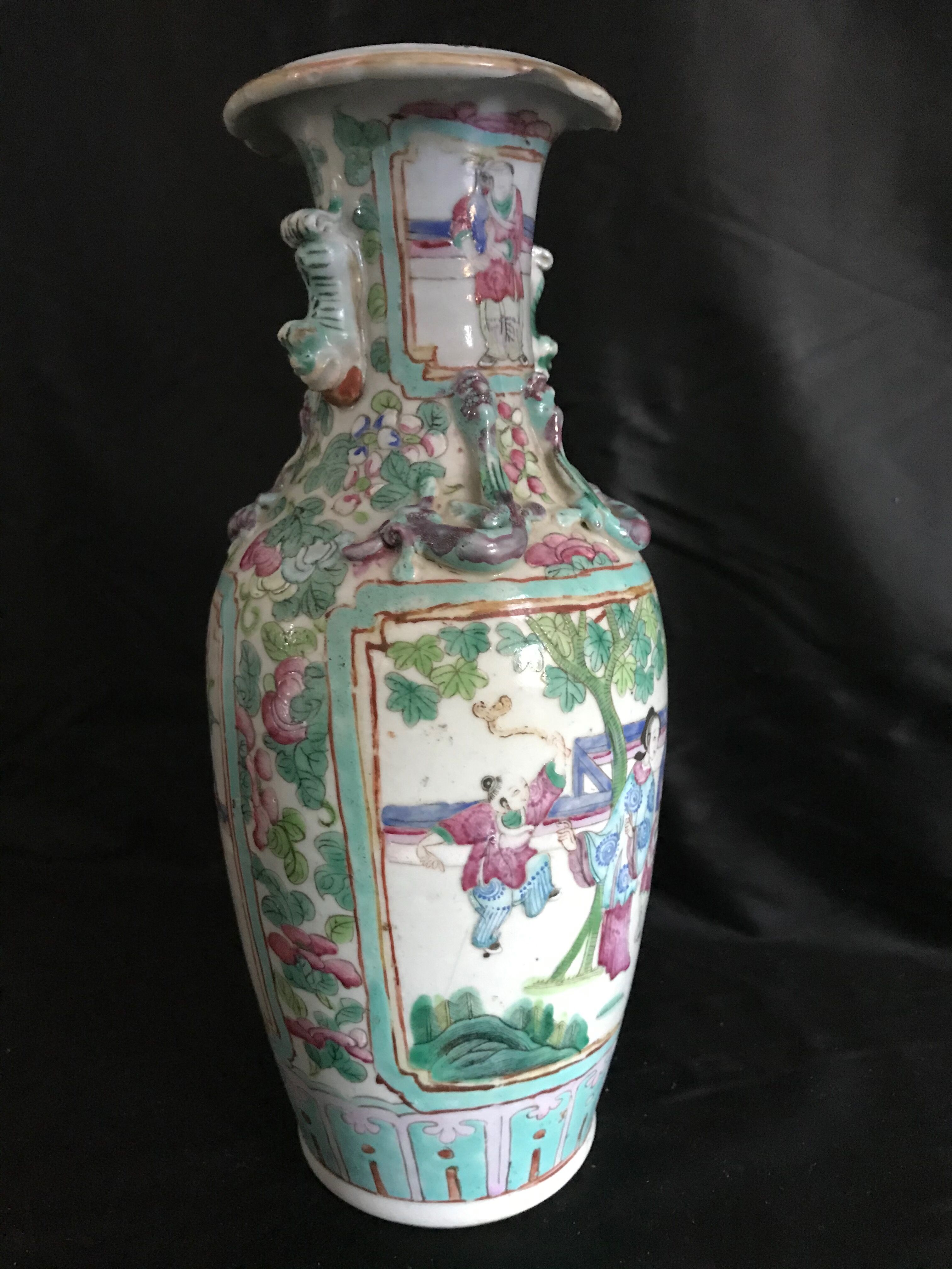 Vase - Canton - Porcelain - Family Scene - China - 19th Century