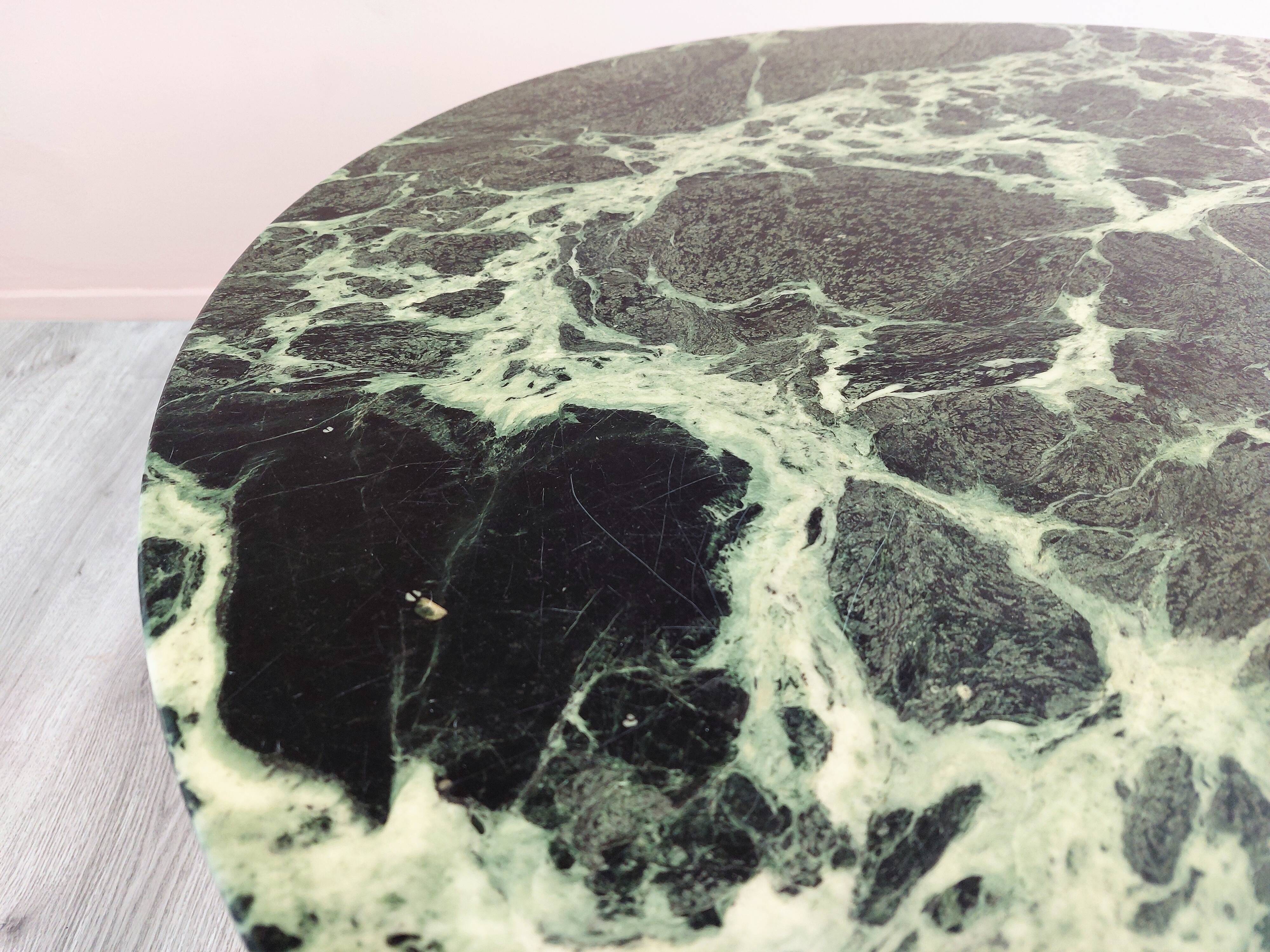 Table basse en marbre vert, années 1960.