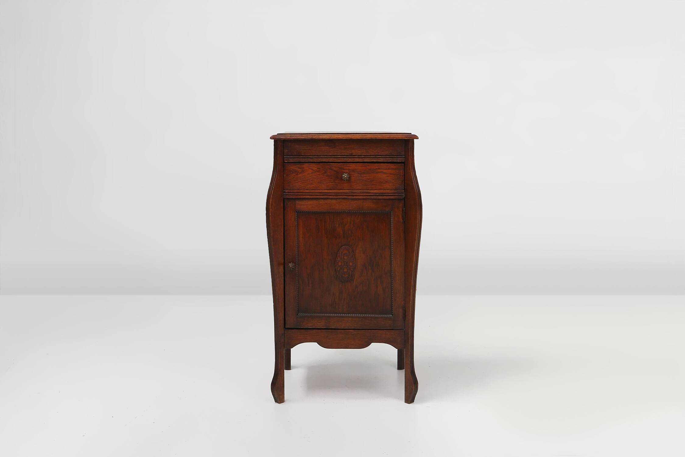 Art Nouveau night stand in oak, France ca. 1910
