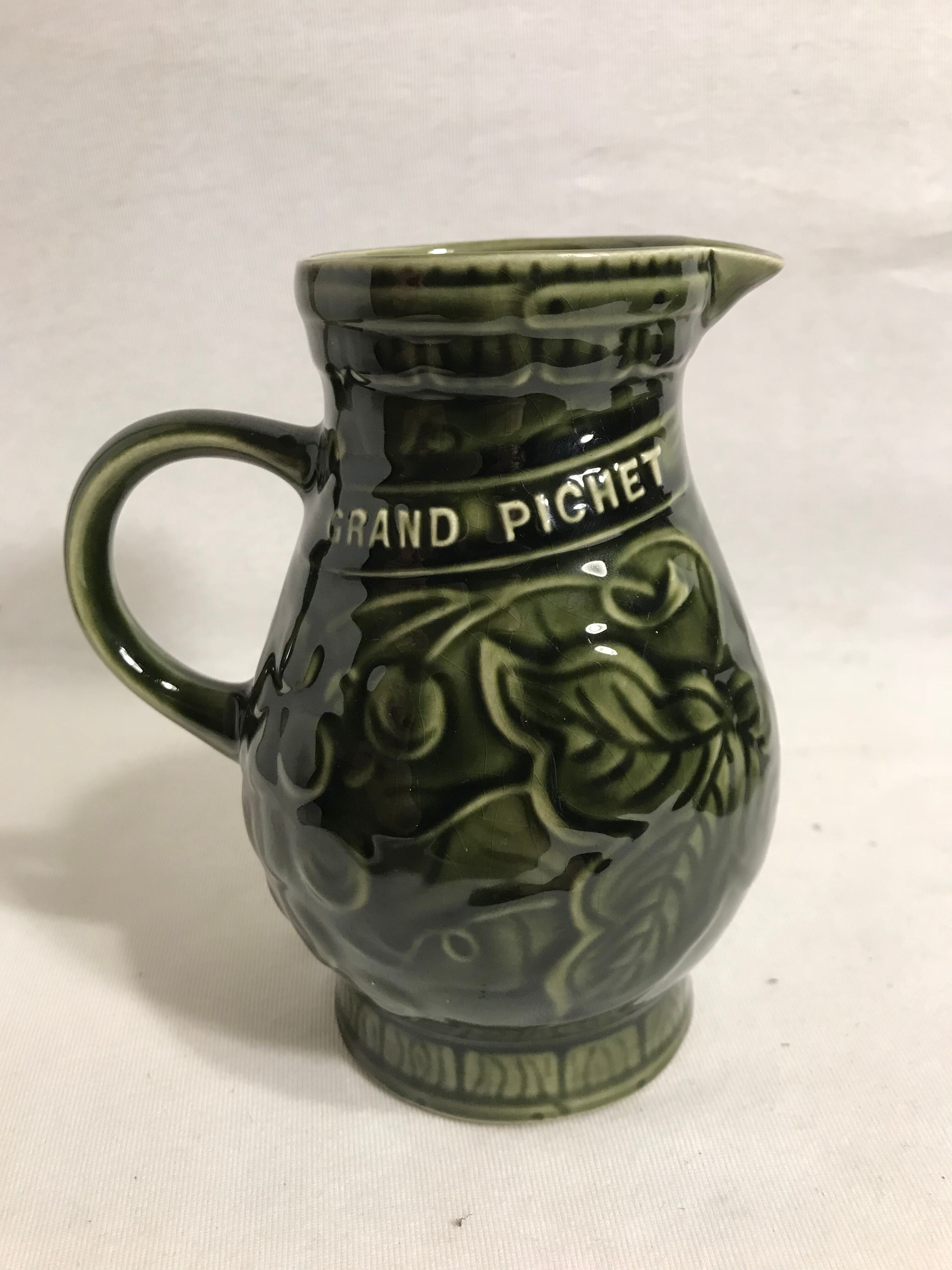 Lot 3 old pitcher SARREGUEMINES FRANCE ceramic green kitchen Vintage