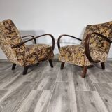 Art deco armchairs by Jindrich Halabala