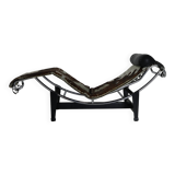 Design icon chair design the LC chaise longue by Le Corbusier