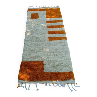 Handmade orange and white wool rug, traditionally crafted, size 140 x 260 cm