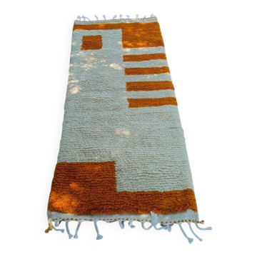Handmade orange and white wool rug, traditionally crafted, size 140 x 260 cm