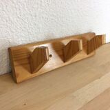 Pine coat rack with 3 hooks