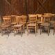 Lot de 45 chaises bistrot dépareillées en bois