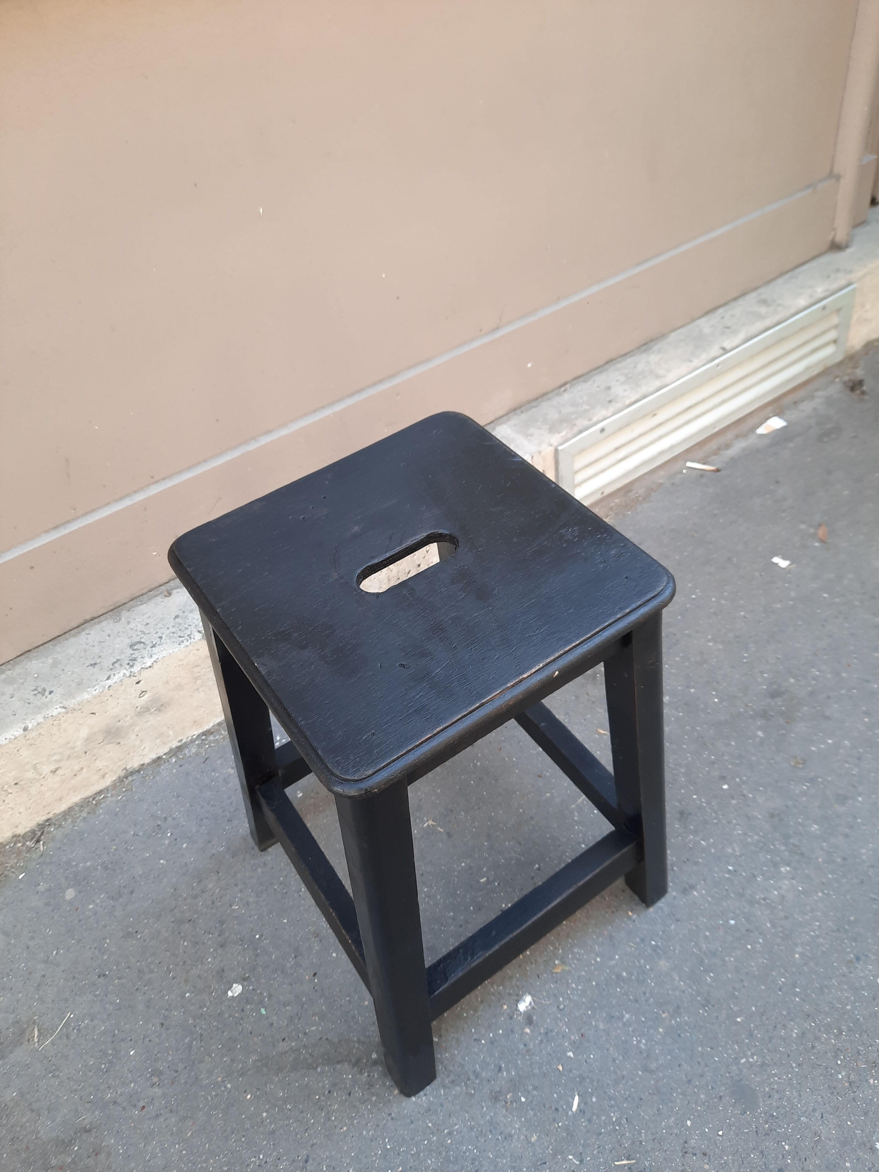 Workshop stool