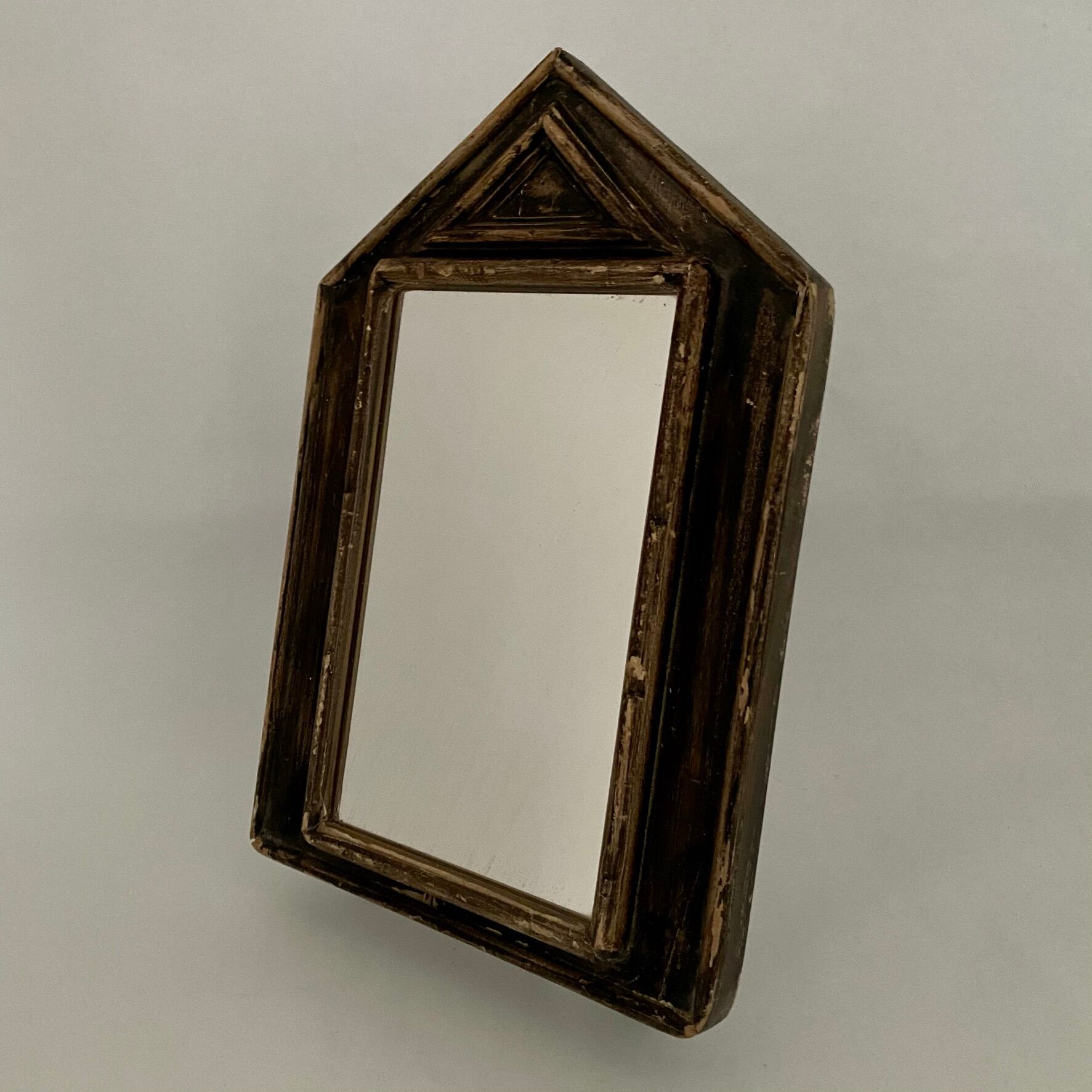 Wood mirror, popular art