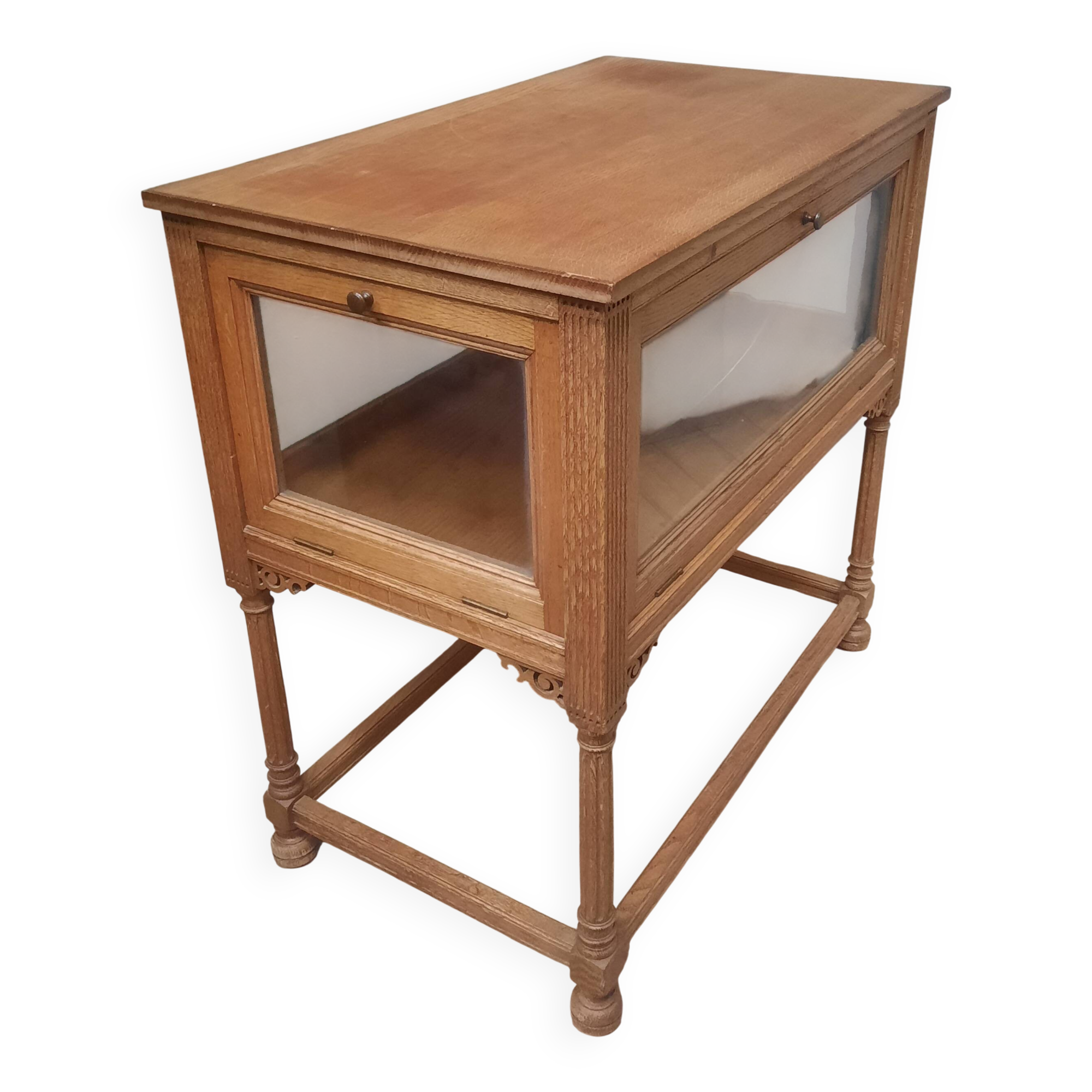 Display table in Louis XVI style