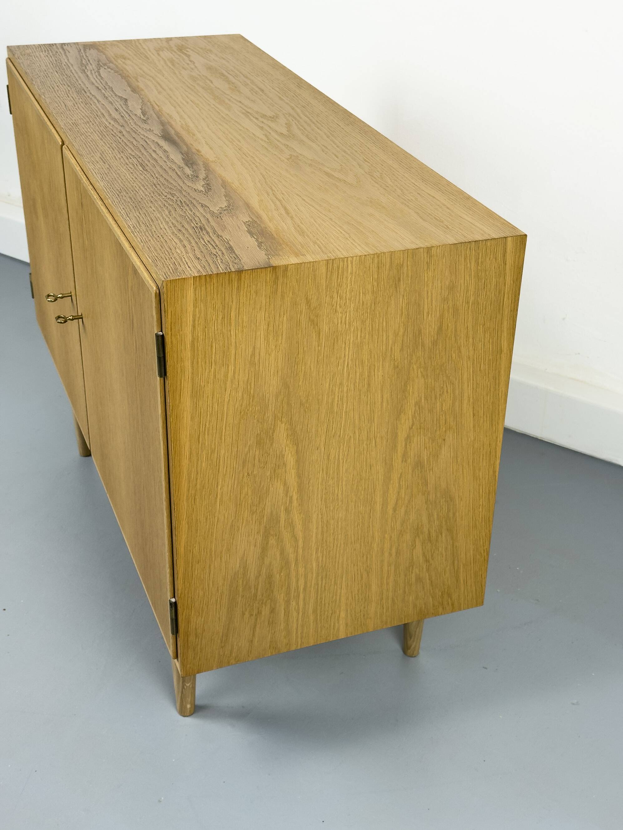 Mid-Century Oak Sideboard by Carlo Jensen for Hundevad & Co., 1960s