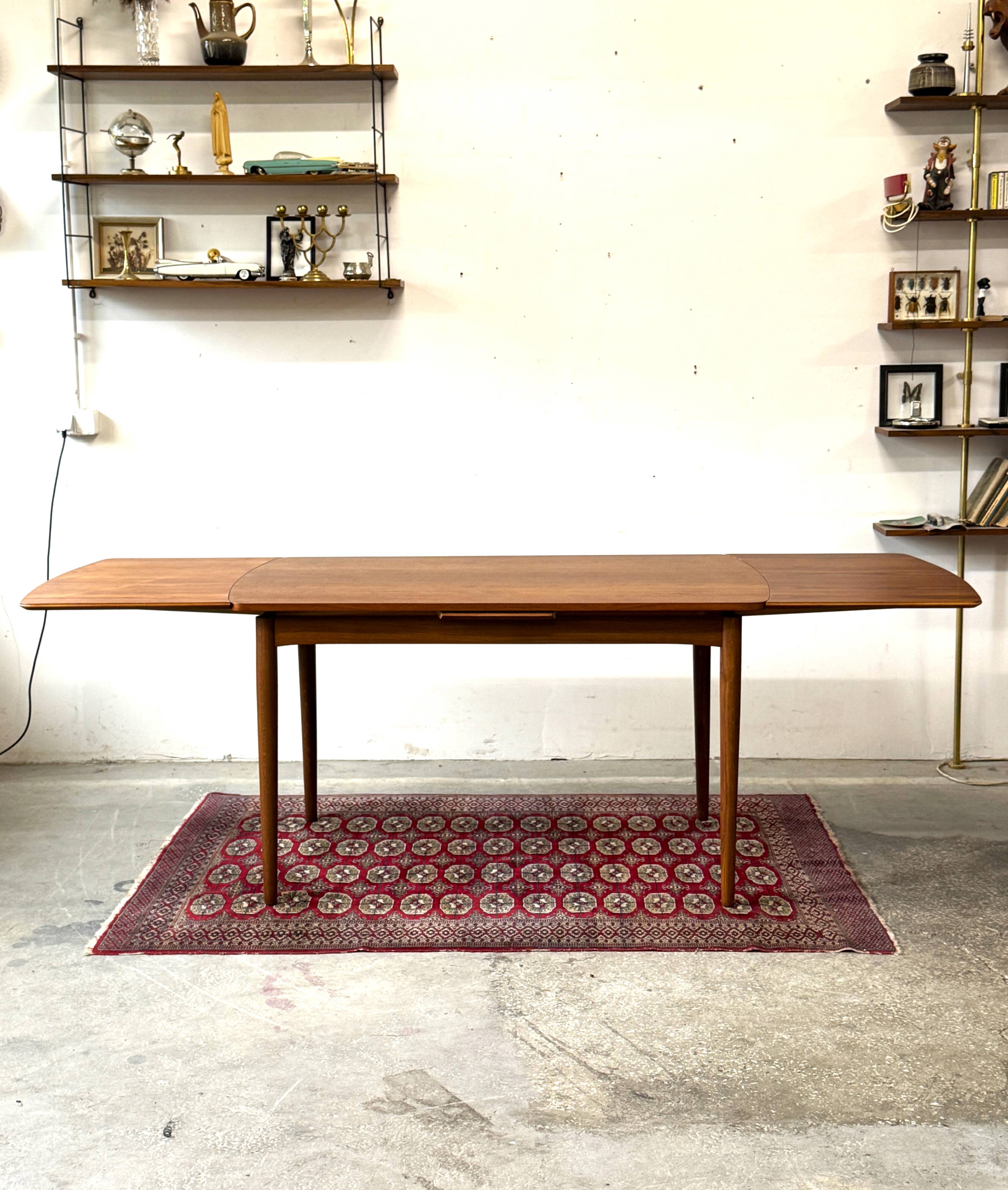 Teak Extending Table, Denmark 1960s/1970s, Vintage, Mid-C Modern