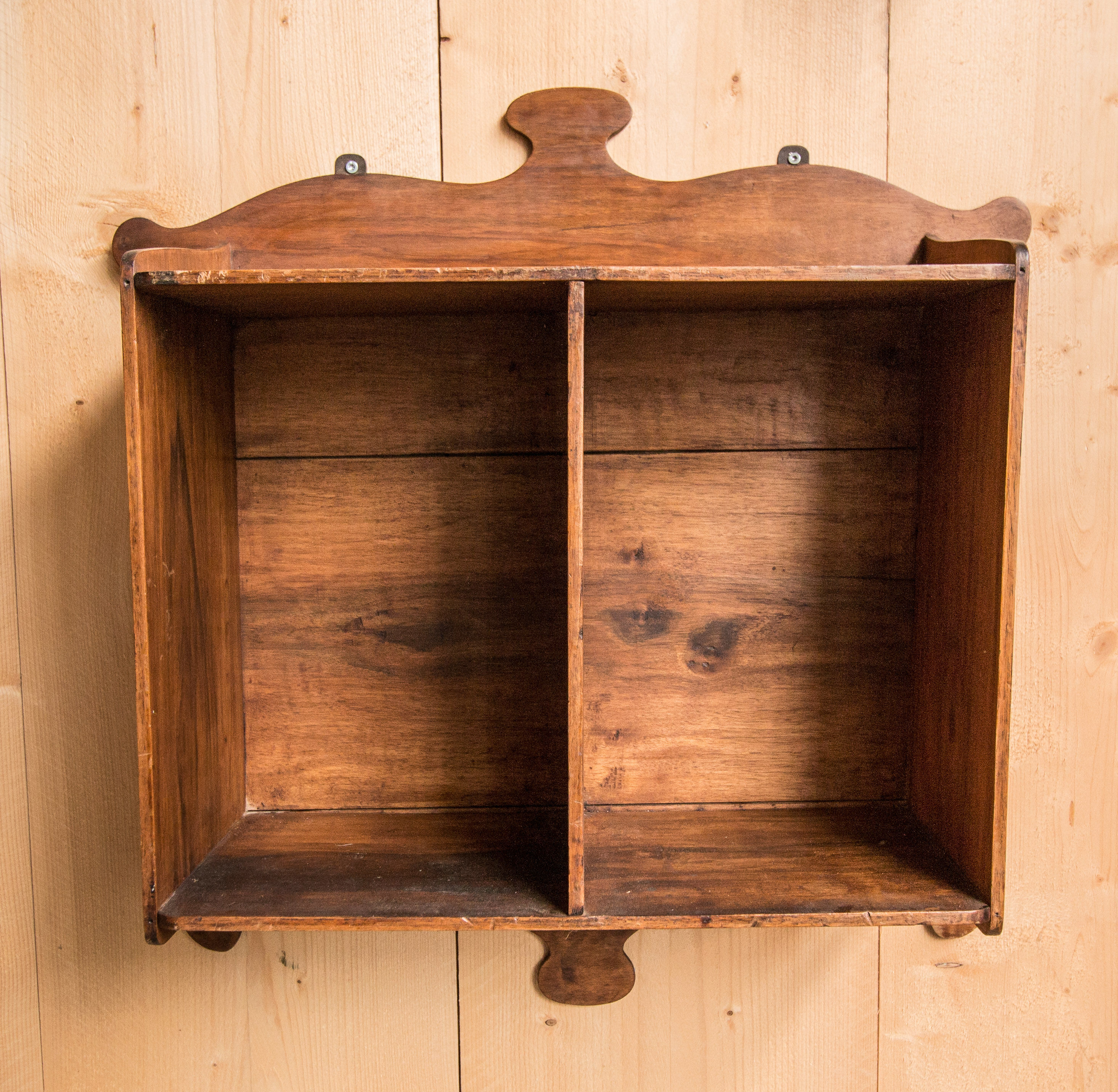 Etagère en noyer