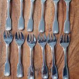 12 oyster forks