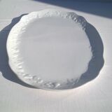 Serve dish in a fee