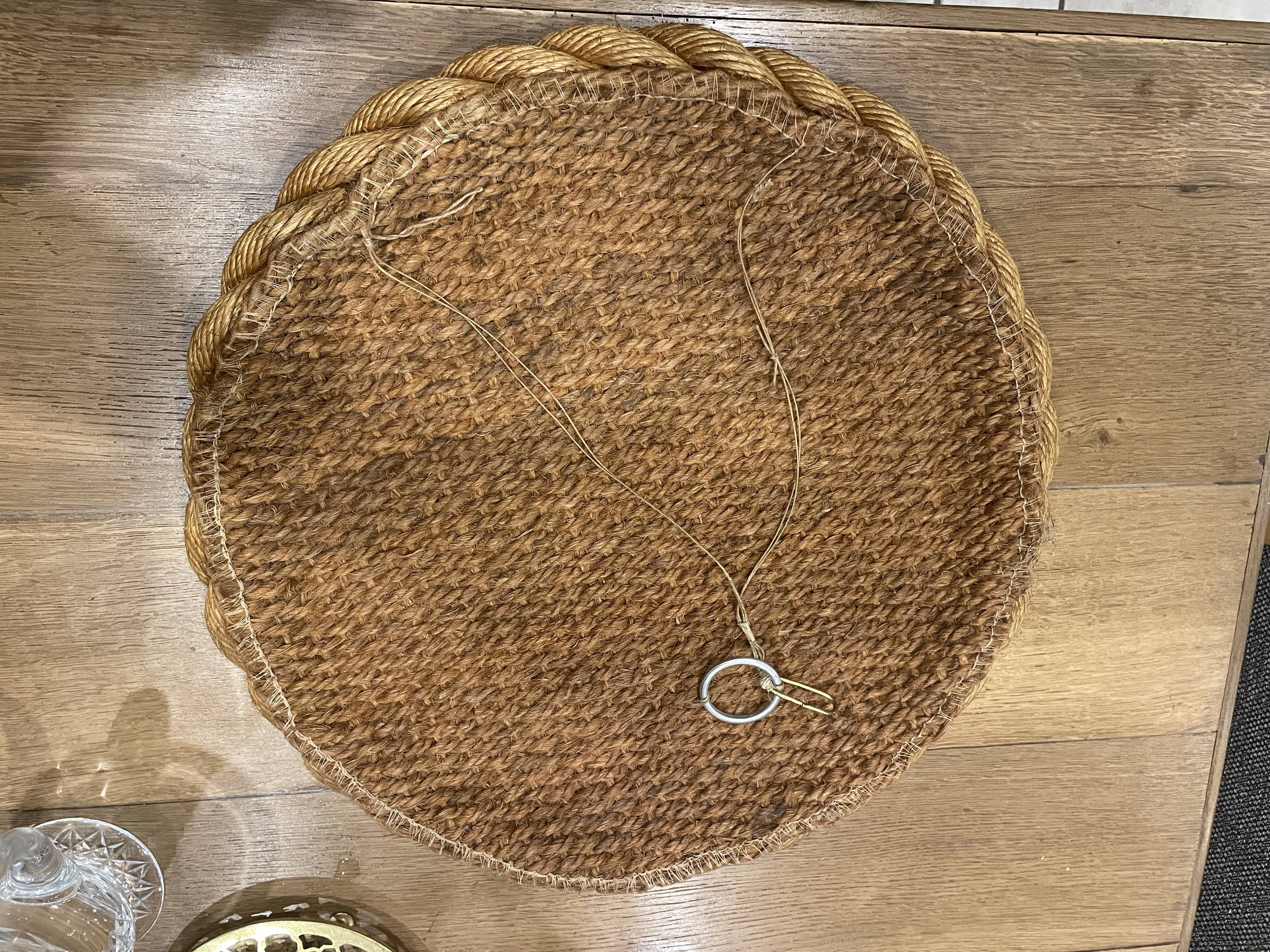 Round mirror rope