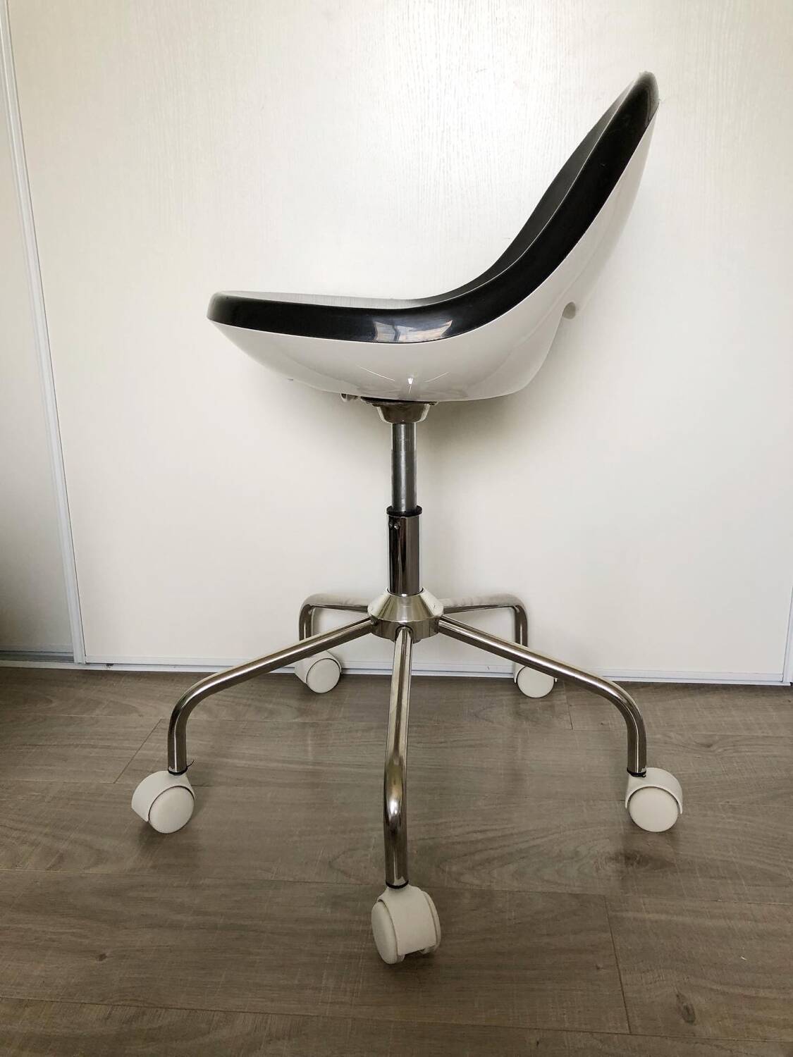 Vintage Italian Armet Greta chair