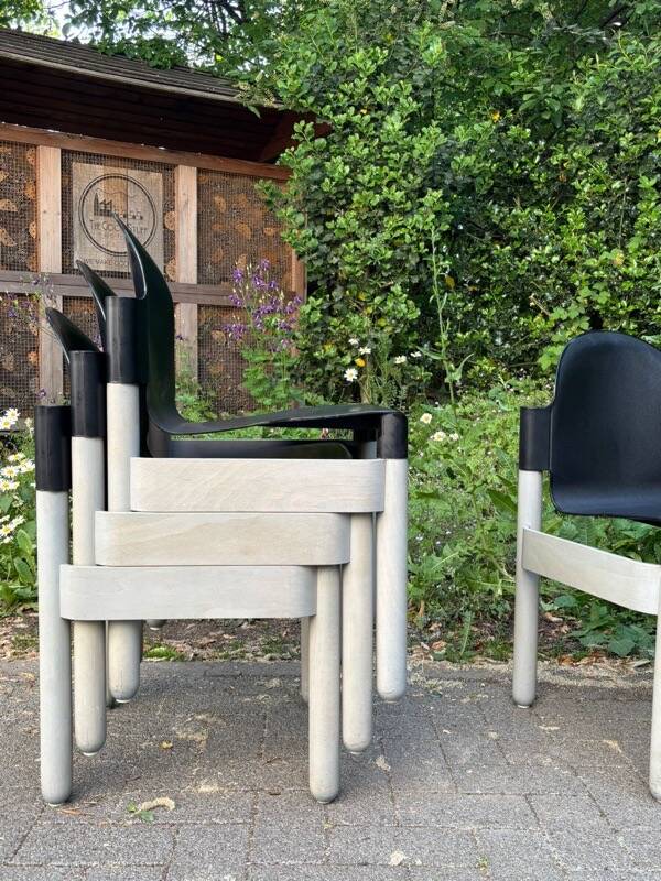 Grey wash Thonet Flex stacking chairs – design classic by Gerd Lange