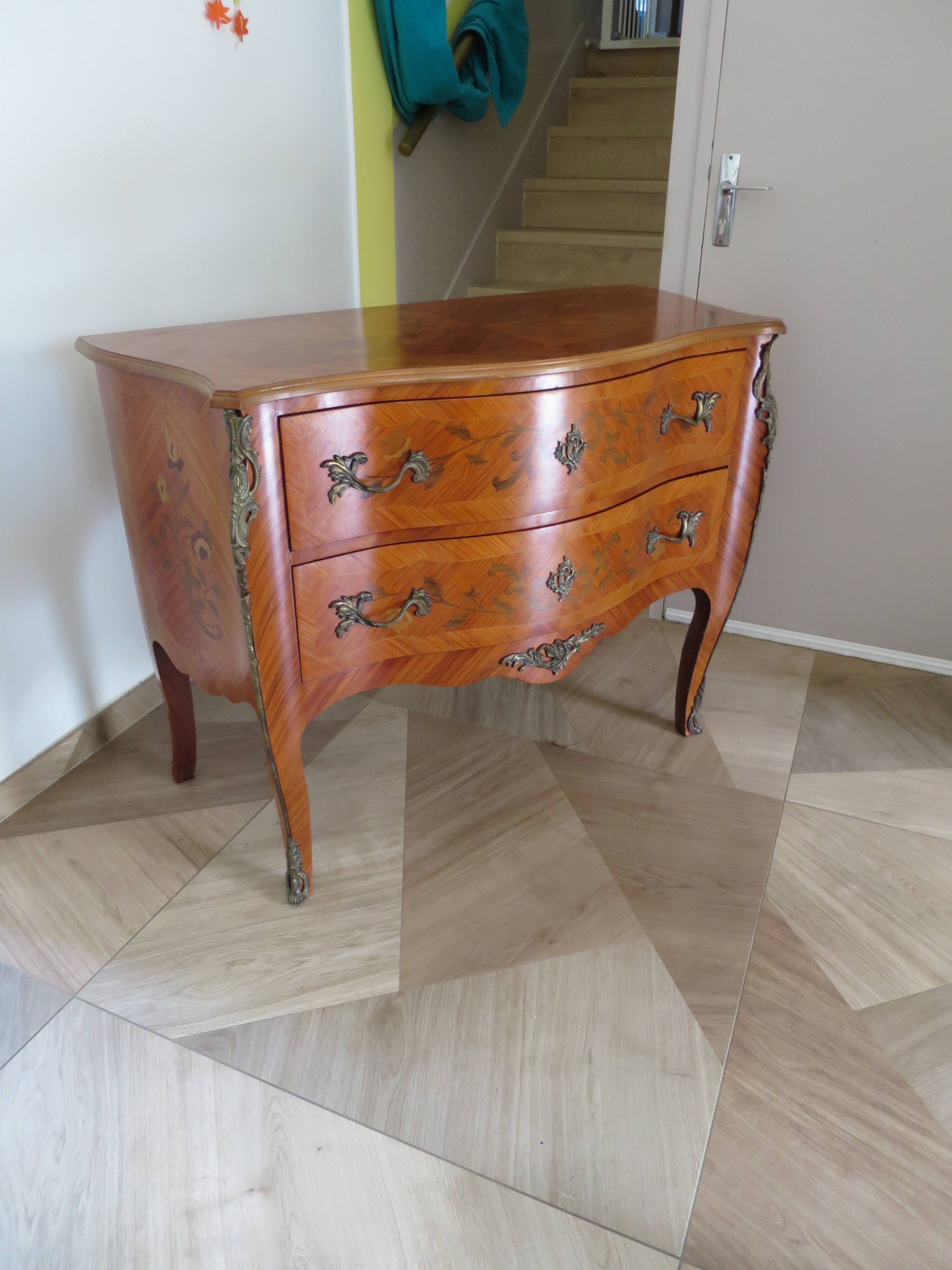 Louis XV commode - 2 drawers - floral marquetry - bronze ornament - 1950