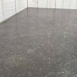 Buffet Empire début XIXème en acajou et dessus marbre noir