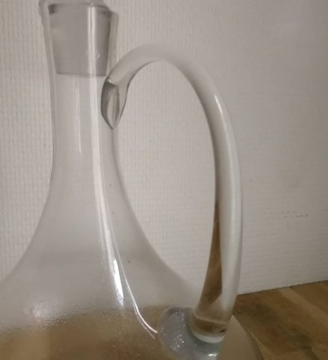 Wine decanter