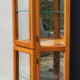 Trapeze window 4 shelves glass displays