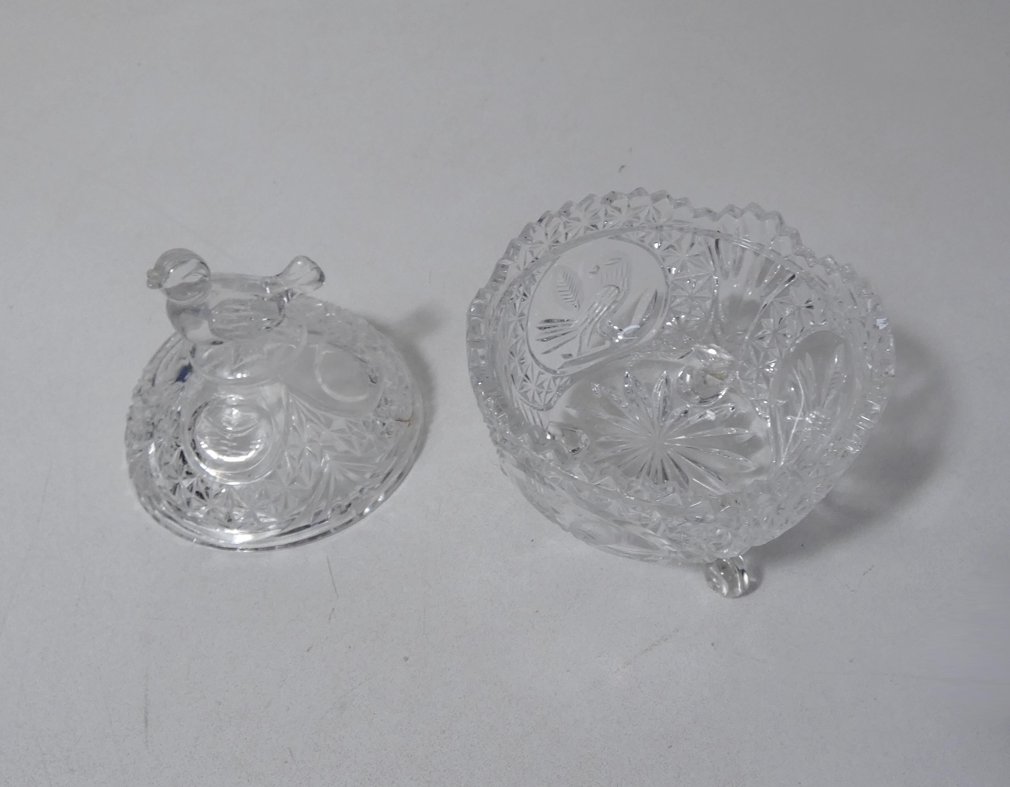 Drageoir bonbonnière en cristal décor oiseau