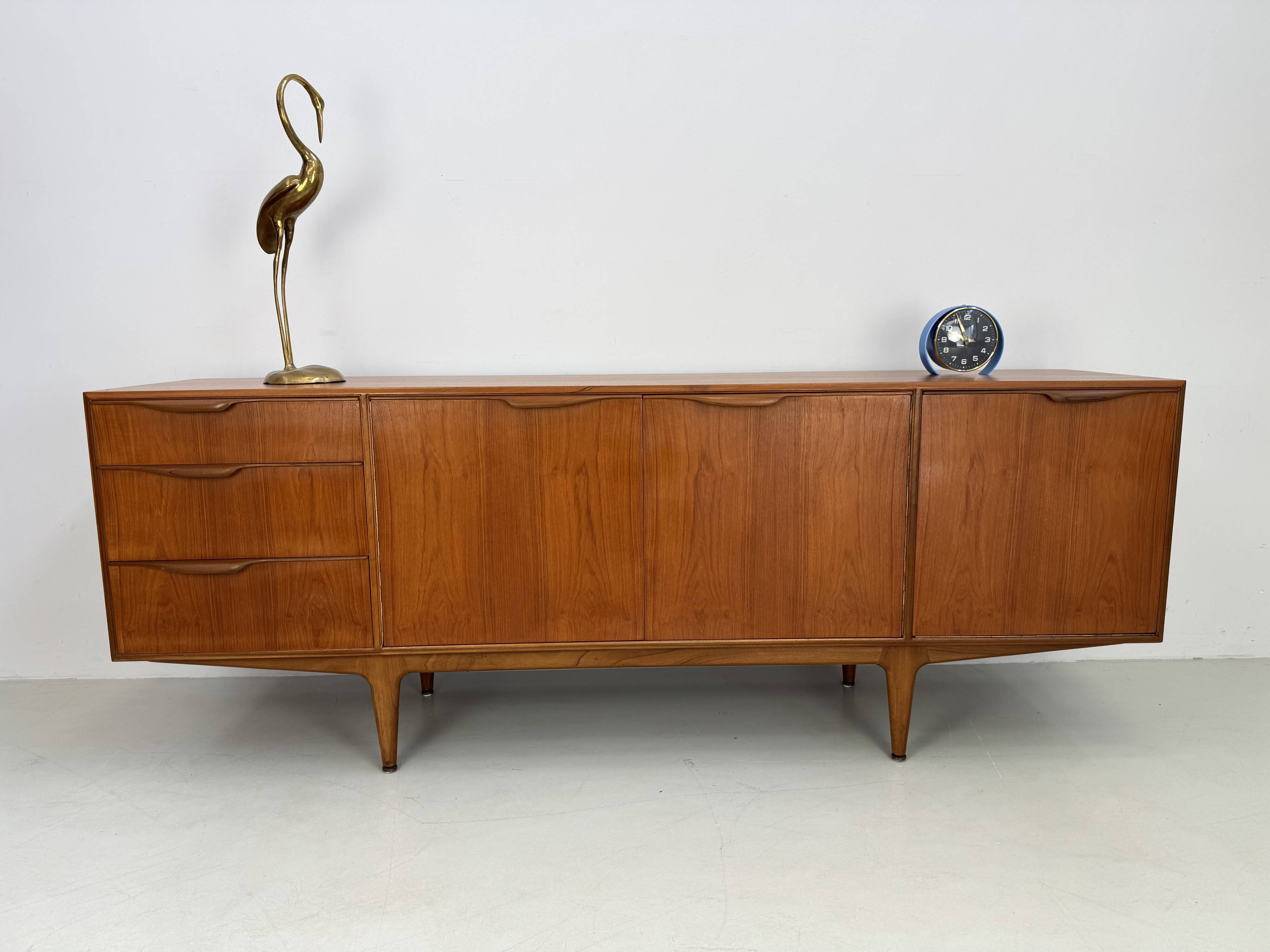 Vintage McIntosh sideboard designed by T. Robertson from the 1960s.
