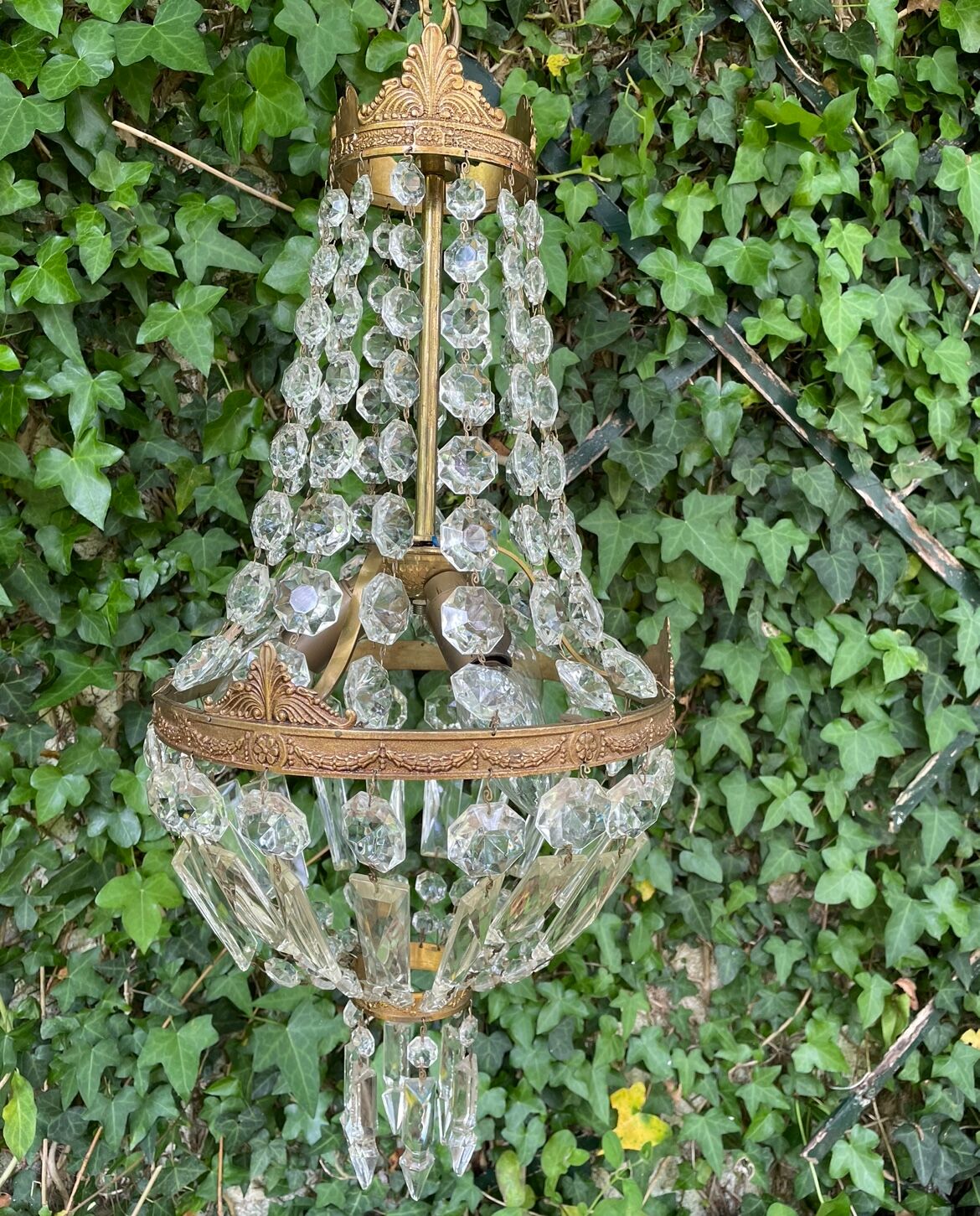 Chandelier pampilles D24