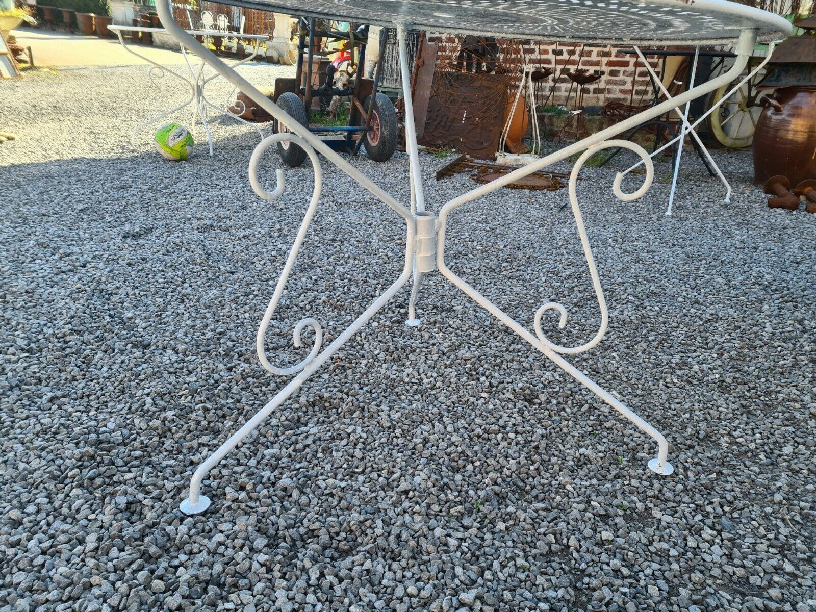iron garden table