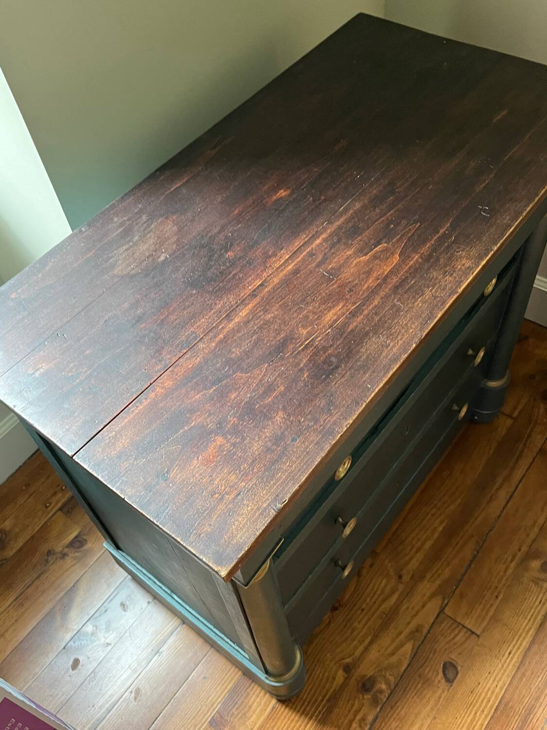 Commode vintage style empire rénovée