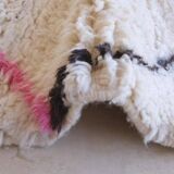 Modern Moroccan Rug - 275 x 245 cm