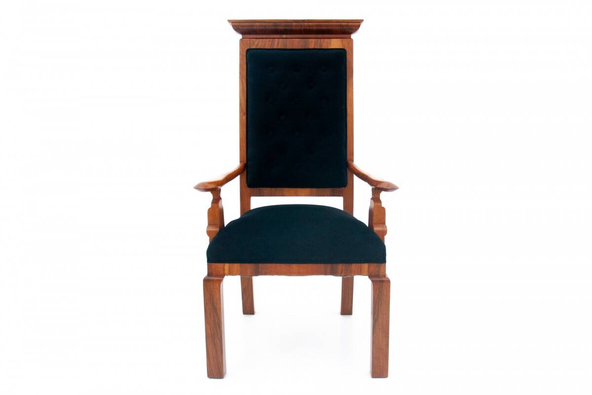Armchair - throne, Western Europe, early 20th century. After renovation.