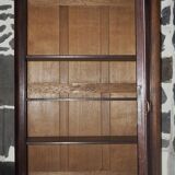 Mirror cabinet with pediment