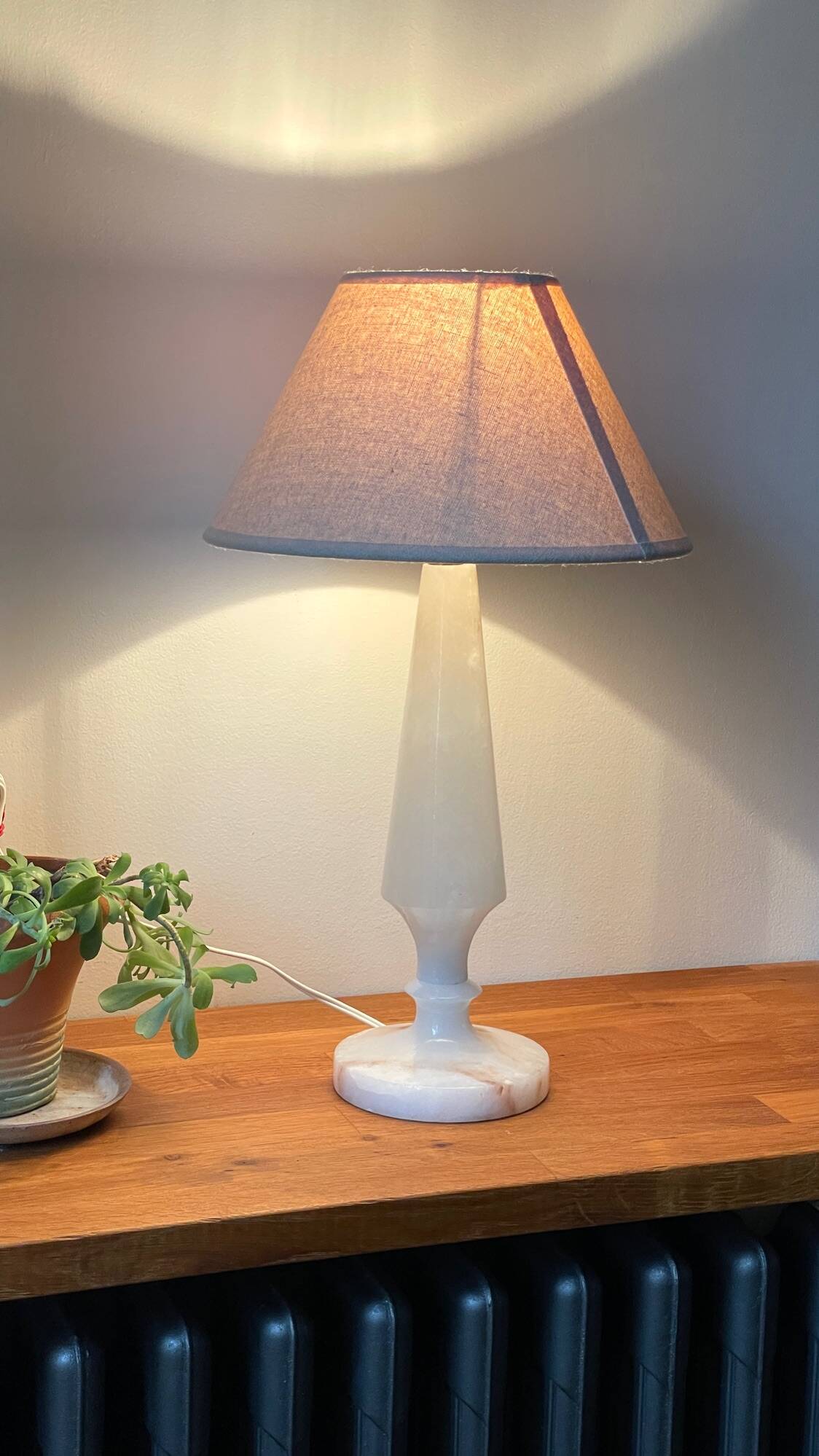 Vintage geometric alabaster stone lamp