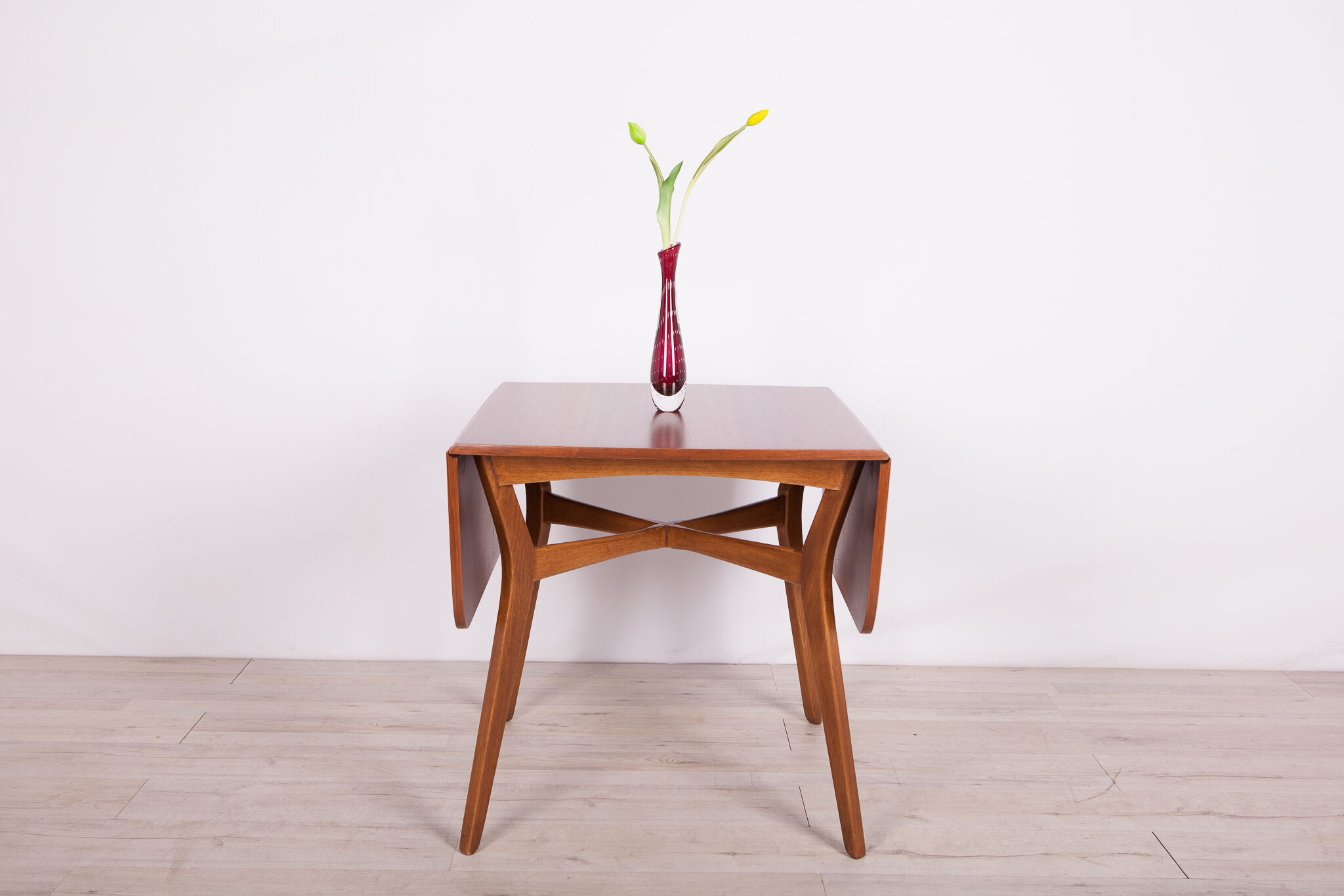 Butterfly dining table from G-plan, 1960