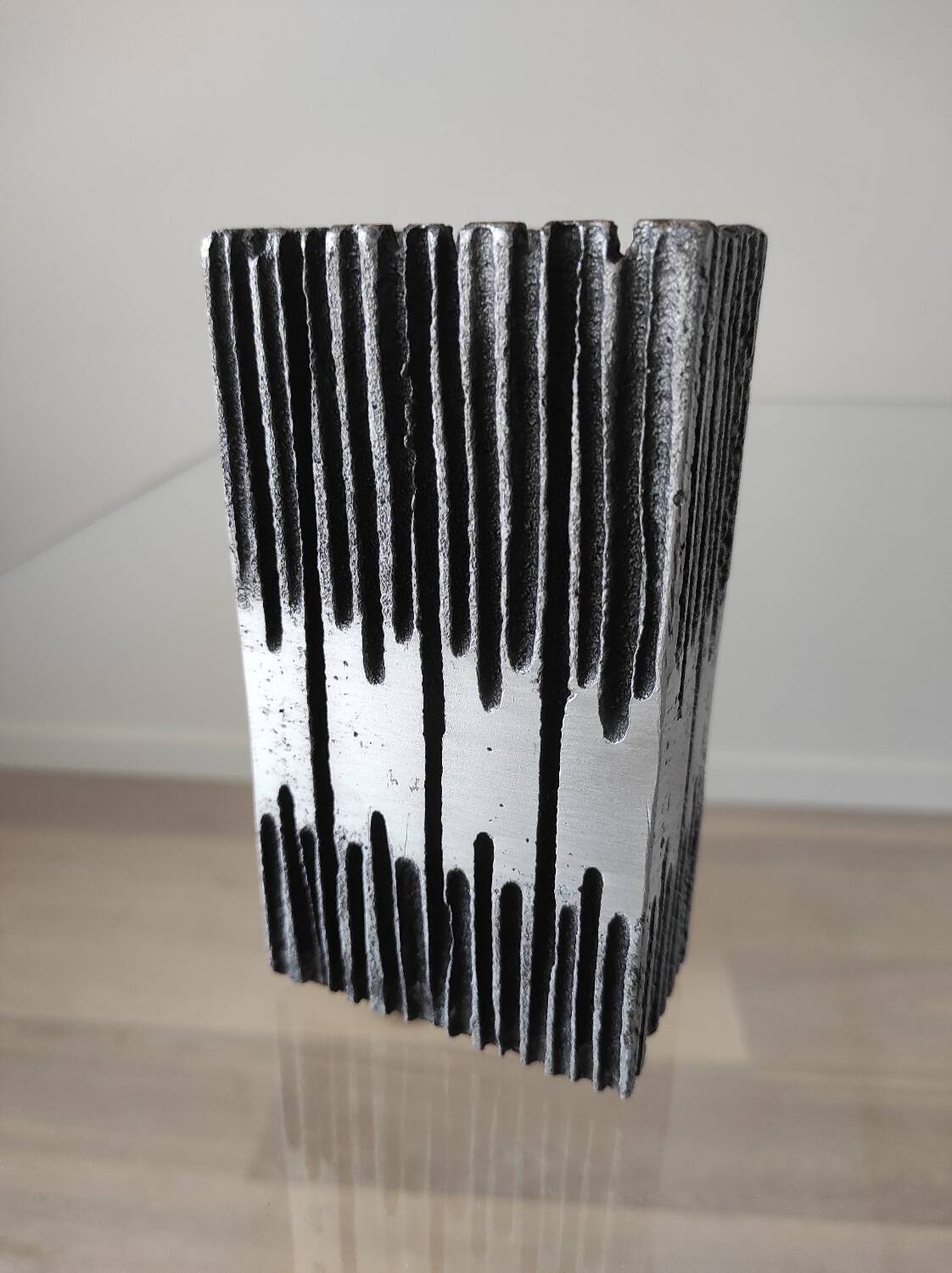 Brutalist vase, 60s.