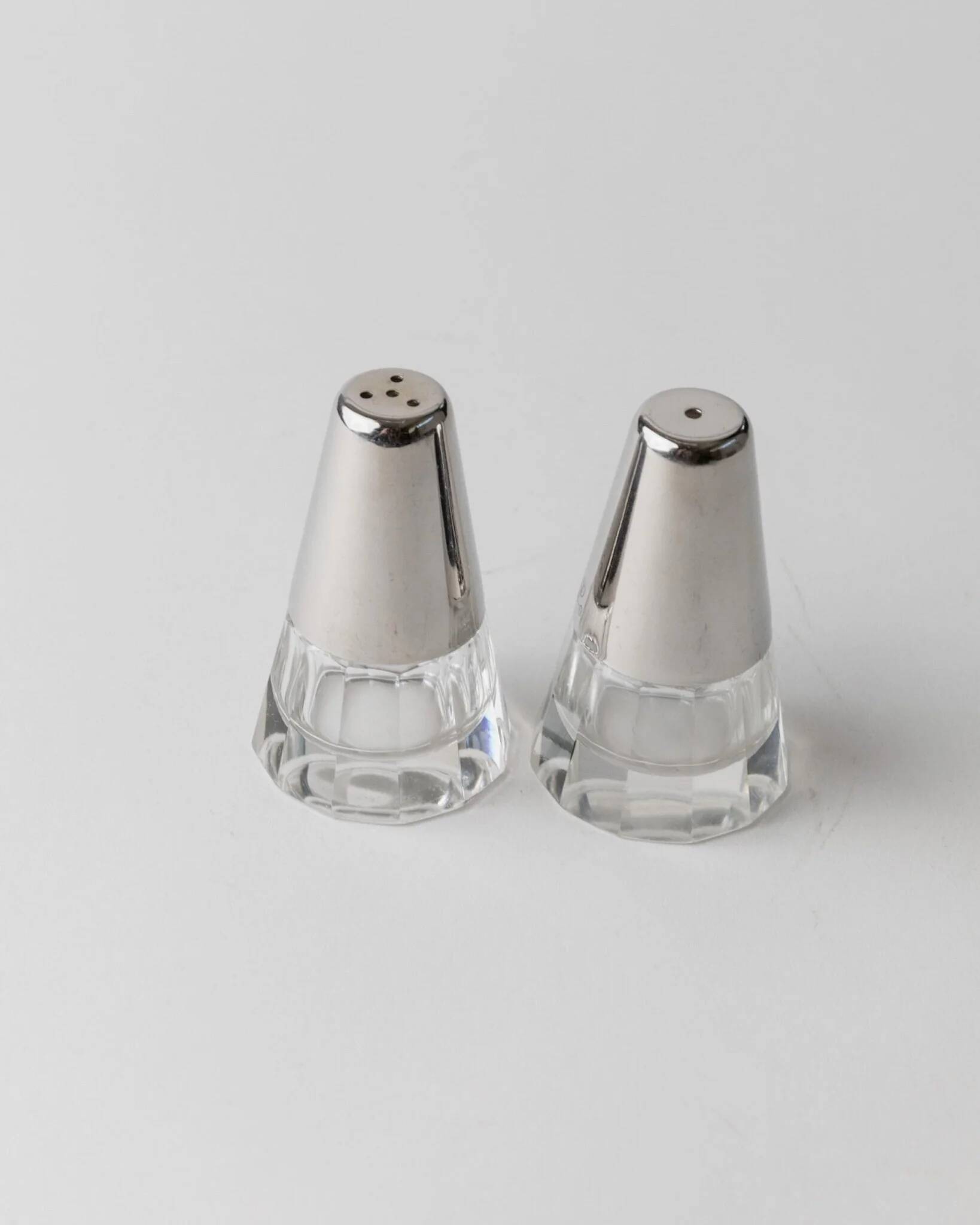 Vintage Argent Salt and Pepper Shakers with Clear Glass and Silver-Plated Caps, Conical Minimal Italian Design, 1950s